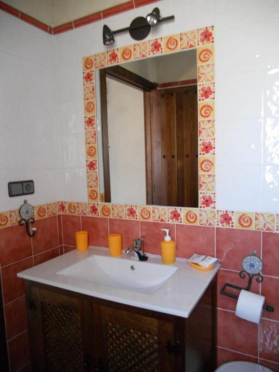 La Cueva Del Lince Guest House Zarza De Granadilla Exterior photo